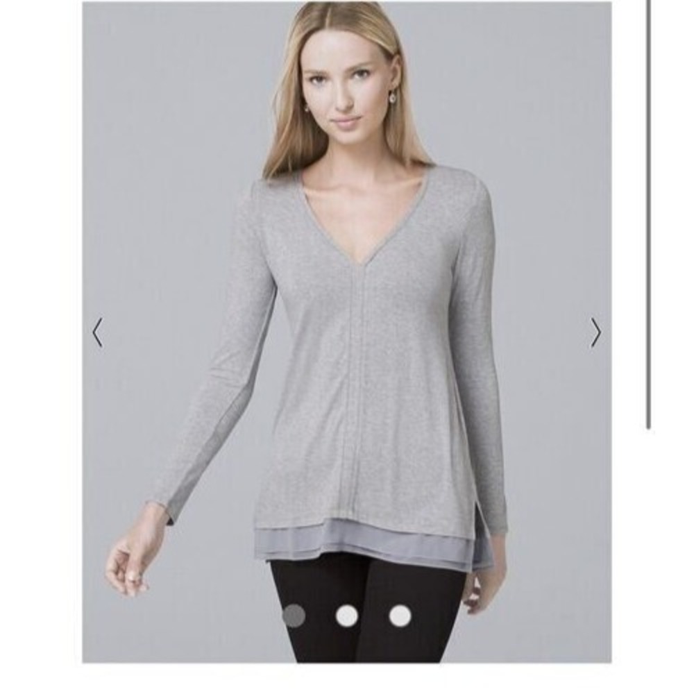 WHITE HOUSE BLACK MARKET Womens Sz M Gray Stretch Chain Detail V-Neck Blouse